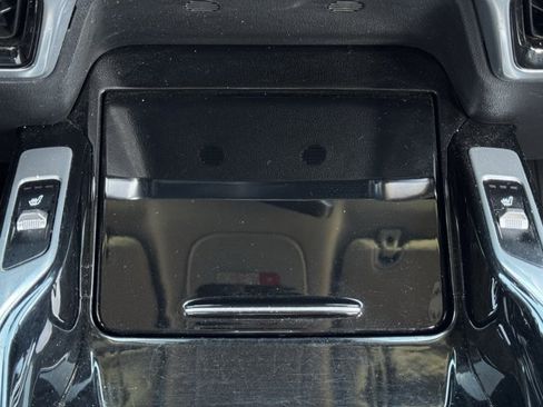 Used 2023 Kia Sorento SX image 21