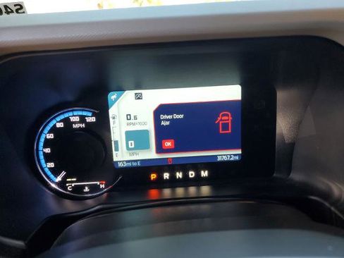 Used 2022 Ford Bronco Badlands image 61