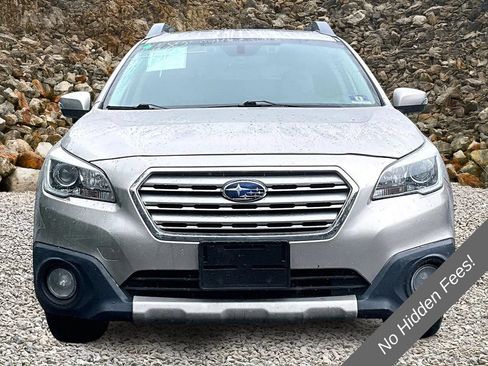 Used 2017 Subaru Outback 3.6R Limited AWD/4WD image 3