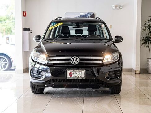 Used 2017 Volkswagen Tiguan S AWD/4WD image 2
