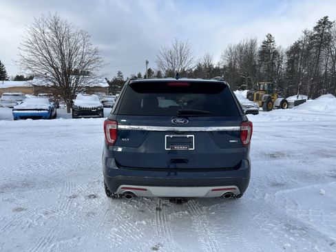 Used 2016 Ford Explorer XLT w/ Equipment Group 202A image 5