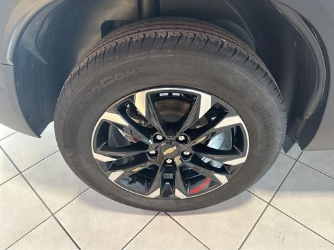 Used 2023 Chevrolet TrailBlazer LT AWD/4WD image 37