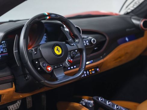 Used 2023 Ferrari F8 Tributo RWD image 34