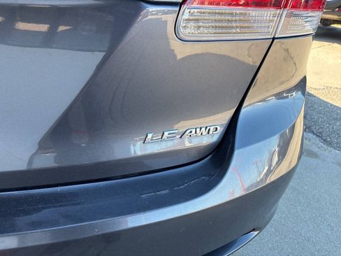 Used 2015 Toyota Venza LE AWD/4WD image 11