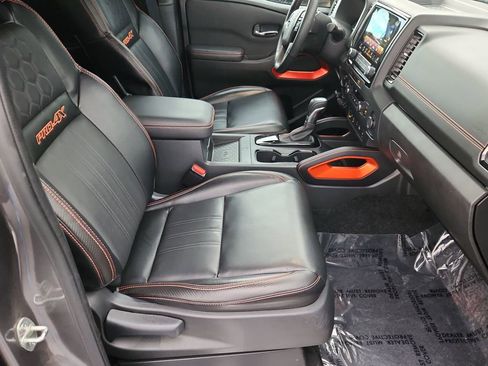 Used 2023 Nissan Frontier PRO-4X w/ Pro-4X Premium Package image 15