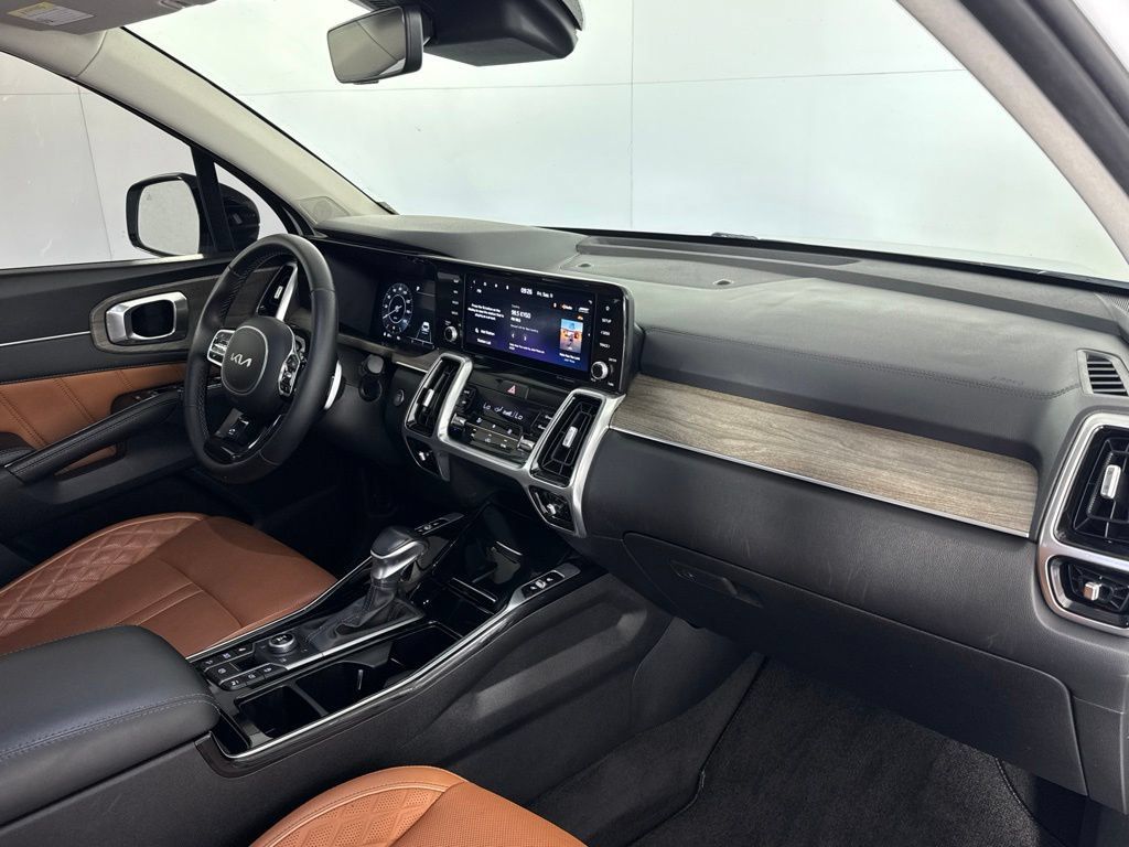 Used 2023 Kia Sorento SX Prestige AWD/4WD image 48