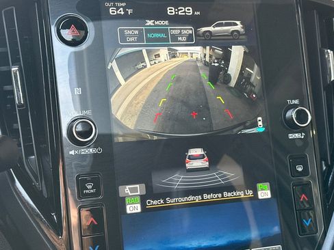 Used 2025 Subaru Forester Touring image 27