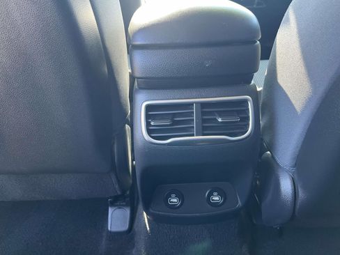 Certified 2023 Hyundai Santa Fe SEL FWD image 8