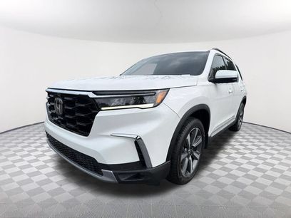 Used 2025 Honda Pilot Elite