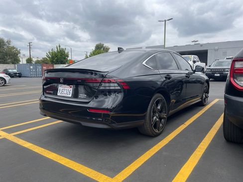 Used 2024 Honda Accord Sport image 2