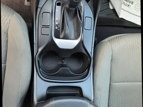 Used 2014 Hyundai Santa Fe Sport AWD/4WD image 16