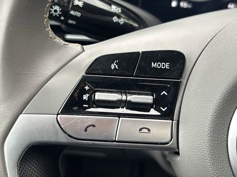 Certified 2023 Hyundai Elantra SEL w/ Convenience Package FWD image 22
