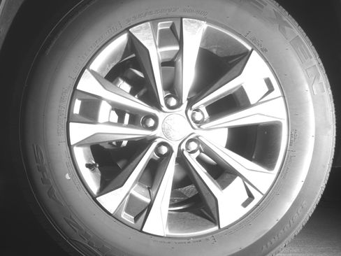 Used 2025 Chevrolet Equinox LT FWD image 12