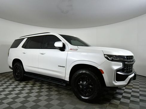 Used 2021 Chevrolet Tahoe Z71 w/ Z71 Signature Package image 9