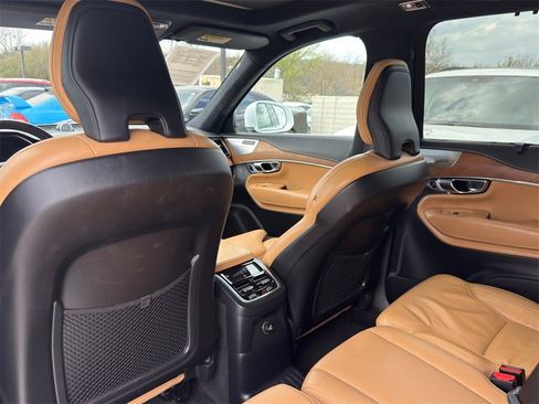 Used 2019 Volvo XC90 T8 Inscription w/ Luxury Package image 30