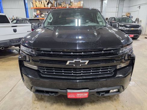 Used 2022 Chevrolet Silverado 1500 RST AWD/4WD image 3