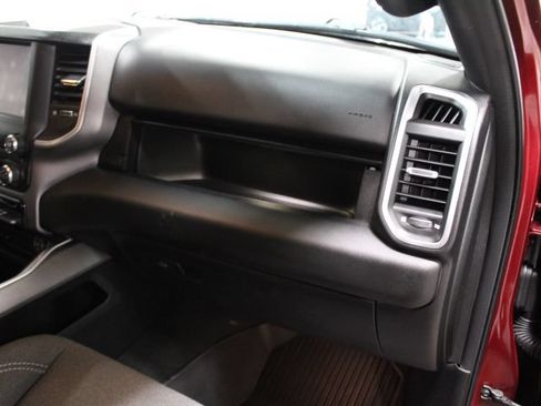 Used 2019 RAM 1500 Big Horn AWD/4WD image 25