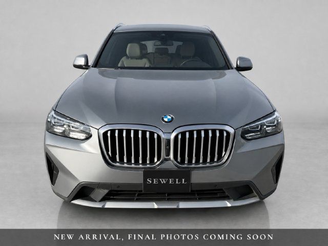 Used 2024 BMW X3 xDrive30i w/ Convenience Package AWD/4WD image 2
