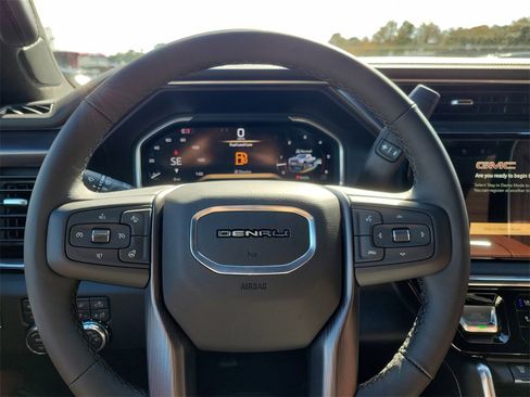 New 2026 GMC Sierra 2500 Denali Ultimate w/ Max Trailering Package image 14