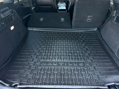 Certified 2023 Lincoln Nautilus FWD w/ Premium Package image 14