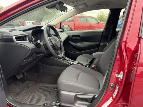 Certified 2022 Toyota Corolla LE FWD image 15