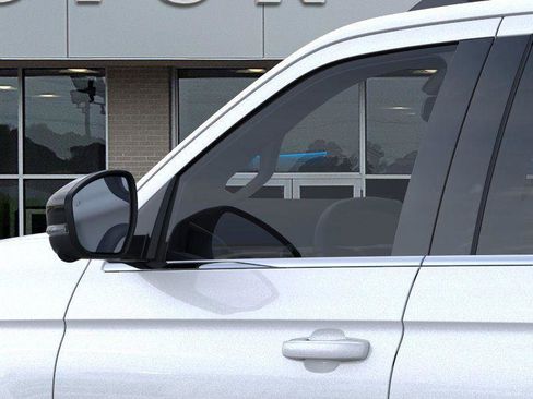 New 2025 Ford Expedition Platinum w/ Driver's Package image 20