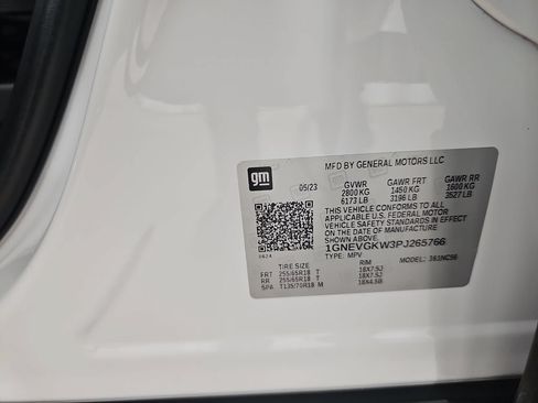 Used 2023 Chevrolet Traverse LT w/ LPO, Floor Liner Package AWD/4WD image 44