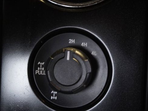 Used 2014 Ford F150 FX4 w/ Equipment Group 402A Luxury image 21