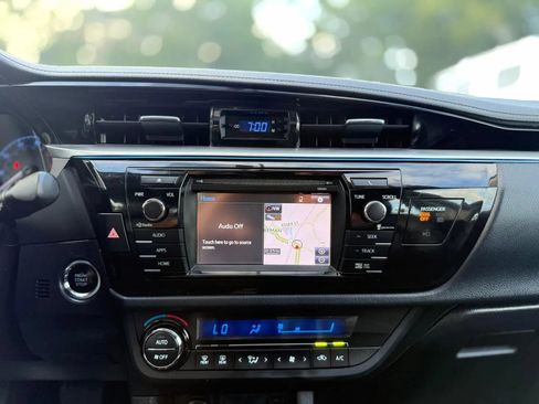 Used 2016 Toyota Corolla S w/ Driver Convenience Package FWD image 18