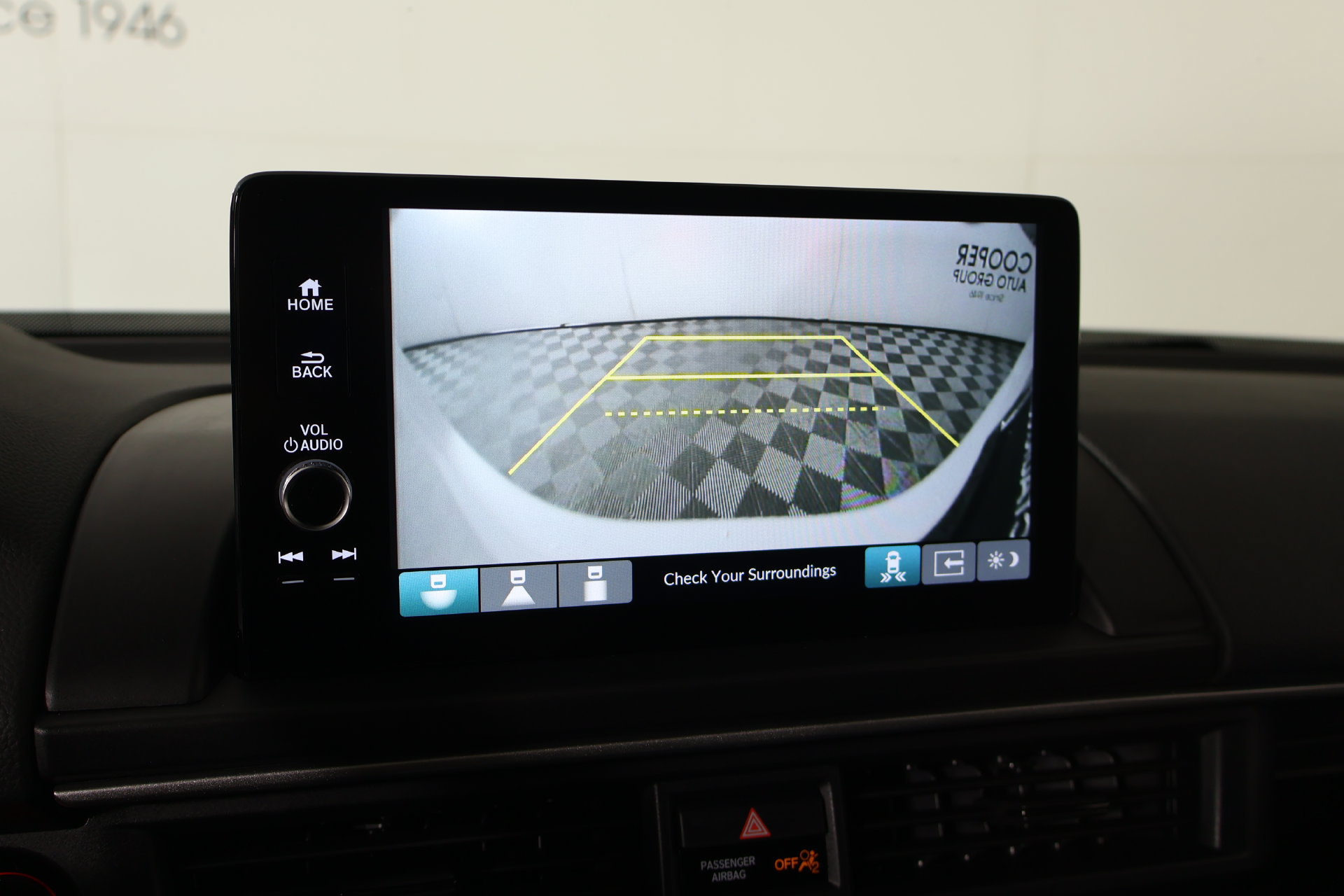 Used 2025 Honda Pilot Touring image 6