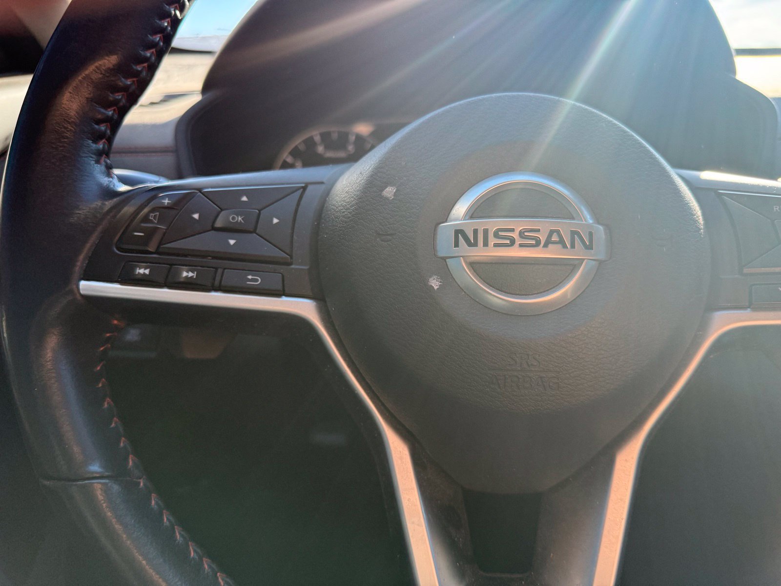 Used 2022 Nissan Altima 2.5 SR FWD image 18