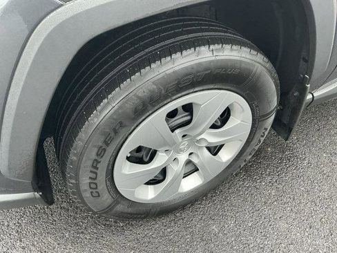 Certified 2022 Toyota RAV4 LE image 31