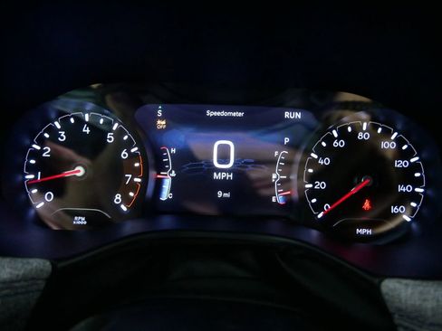 Used 2024 Jeep Compass Latitude image 50