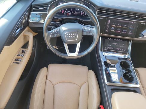Used 2019 Audi Q8 Prestige image 15