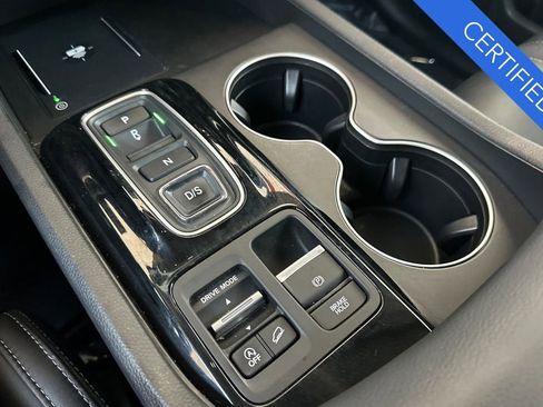 Certified 2025 Honda Pilot EX-L image 23