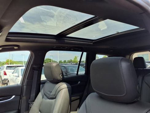 New 2025 Cadillac XT6 Premium Luxury w/ LPO, Floor Liner Package image 15