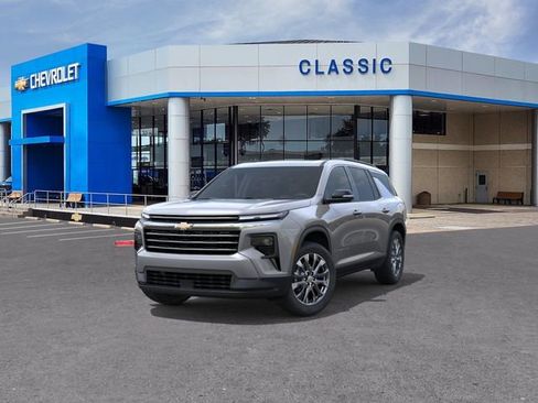 New 2026 Chevrolet Traverse LT FWD image 8