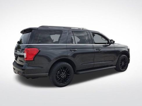 Certified 2022 Ford Expedition XLT RWD image 9