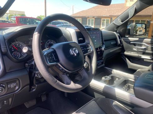 Used 2025 RAM 1500 Laramie AWD/4WD image 13
