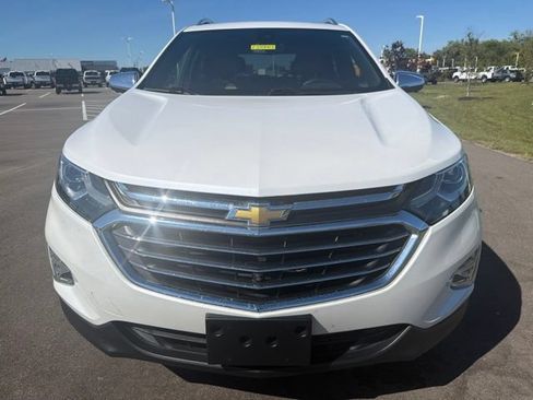 Used 2019 Chevrolet Equinox Premier FWD image 3