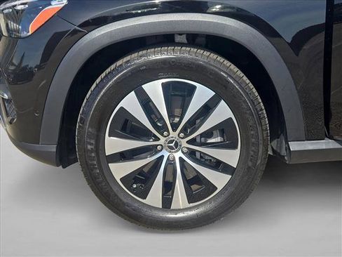 Certified 2025 Mercedes-Benz GLE 450 4MATIC image 23