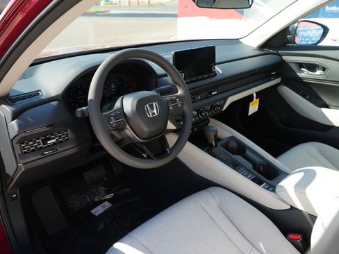 New 2025 Honda Accord SE image 15