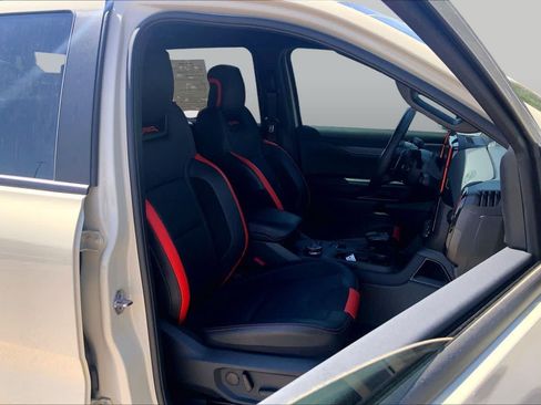Certified 2025 Ford Ranger Raptor AWD/4WD image 9