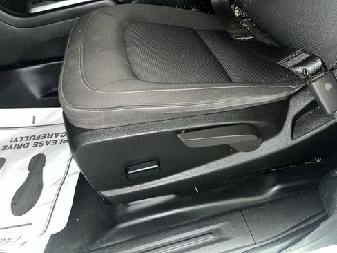 Used 2022 Chevrolet Colorado LT w/ Fleet Safety Package image 14