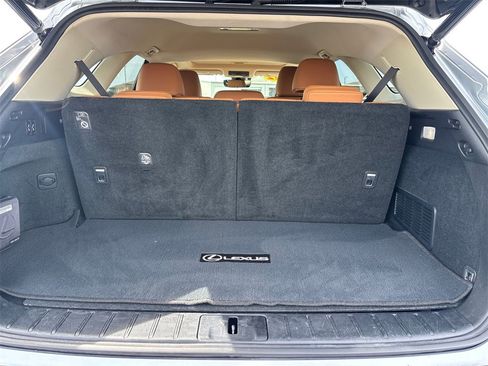 Used 2022 Lexus RX 350L FWD w/ Premium Package image 31