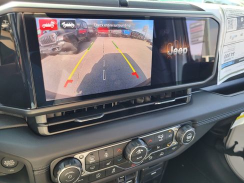 New 2026 Jeep Wrangler Sahara image 21