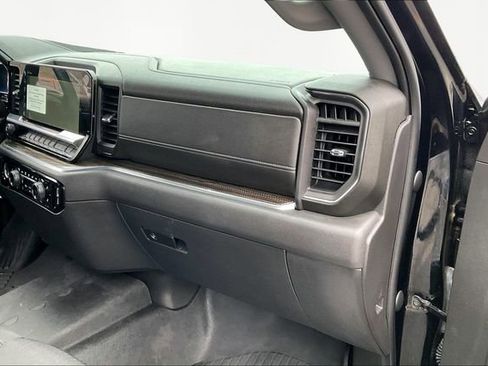 Used 2023 Chevrolet Silverado 1500 LT Trail Boss image 18