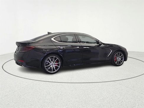 Used 2019 Genesis G70 2.0T Advanced w/ Dynamic Package image 8