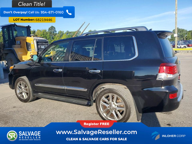 Used 2014 Lexus LX 570 4WD w/ Luxury Package image 3