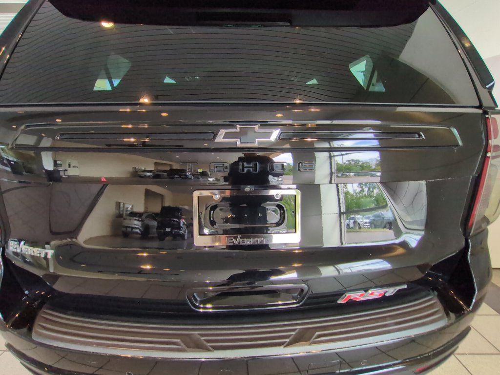 Used 2023 Chevrolet Tahoe RST w/ Luxury Package AWD/4WD image 32